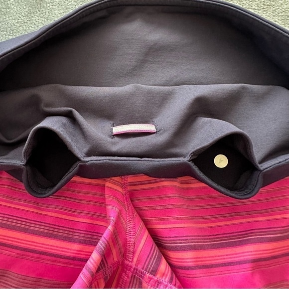 Lululemon Run Sun Sprinter Elevation Stripe Pow Pink Deep Indigo Short Size 4 - Picture 12 of 16